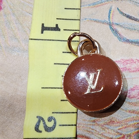 Louis-Vuitton * Authentic Double Sided LV Charm/Replacement Zipper Pull - Picture 5 of 7